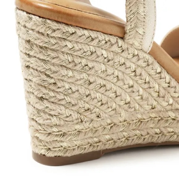 Kelly & Katie glimmer espadrille wedges - Picture 3 of 8